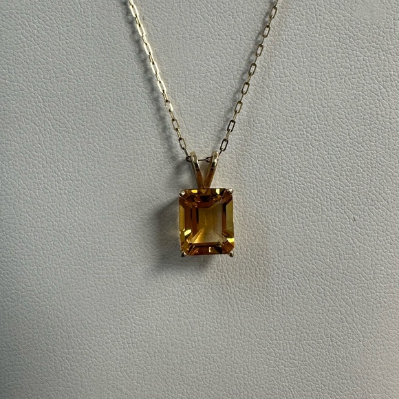 14K yellow gold and citrine pendant - Picture 2 of 2